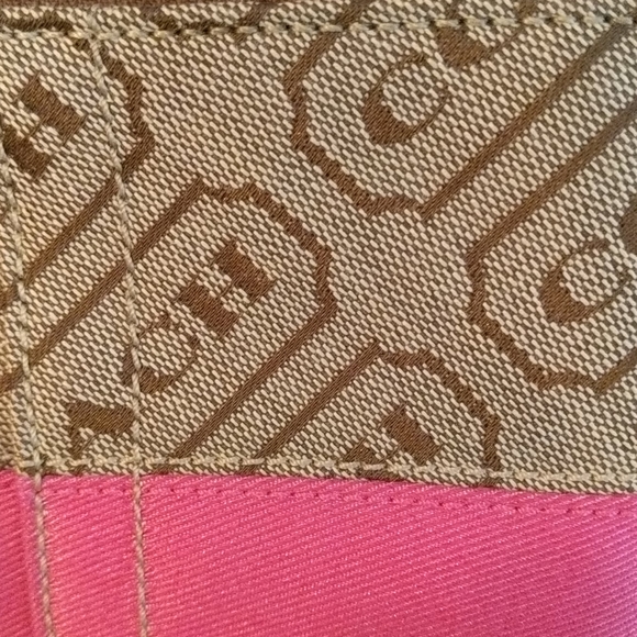 Coach wristlet NWOT - Picture 4 of 4